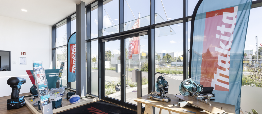Makita